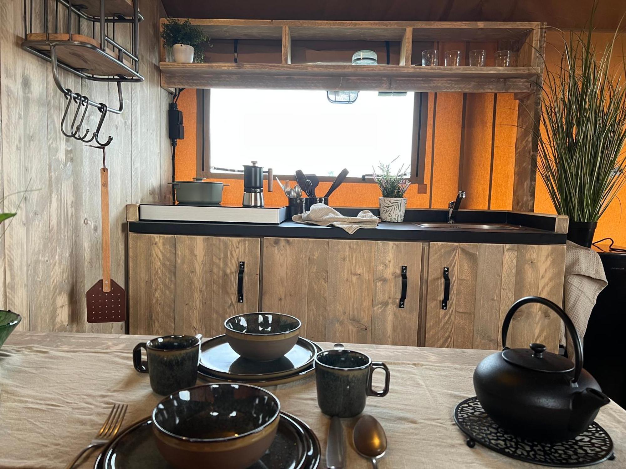 因德黑住宿加早餐旅馆 Mariahout 外观 照片